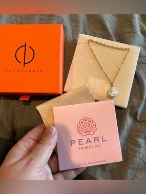 NWT Onthologie fresh water pearl necklace
